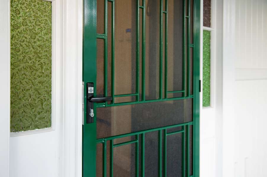 Prowler Proof Heritage hinge door